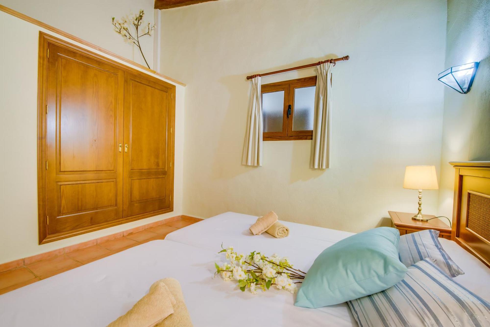 Finca Cas Padrins Manacor  Bagian luar foto